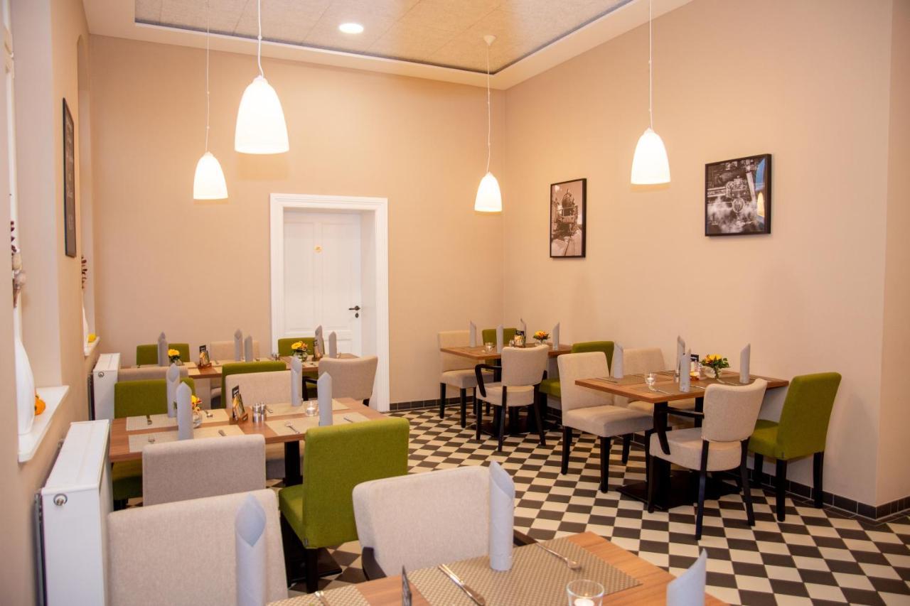 Lok - Die Pension - Das Restaurant Tessin Bagian luar foto
