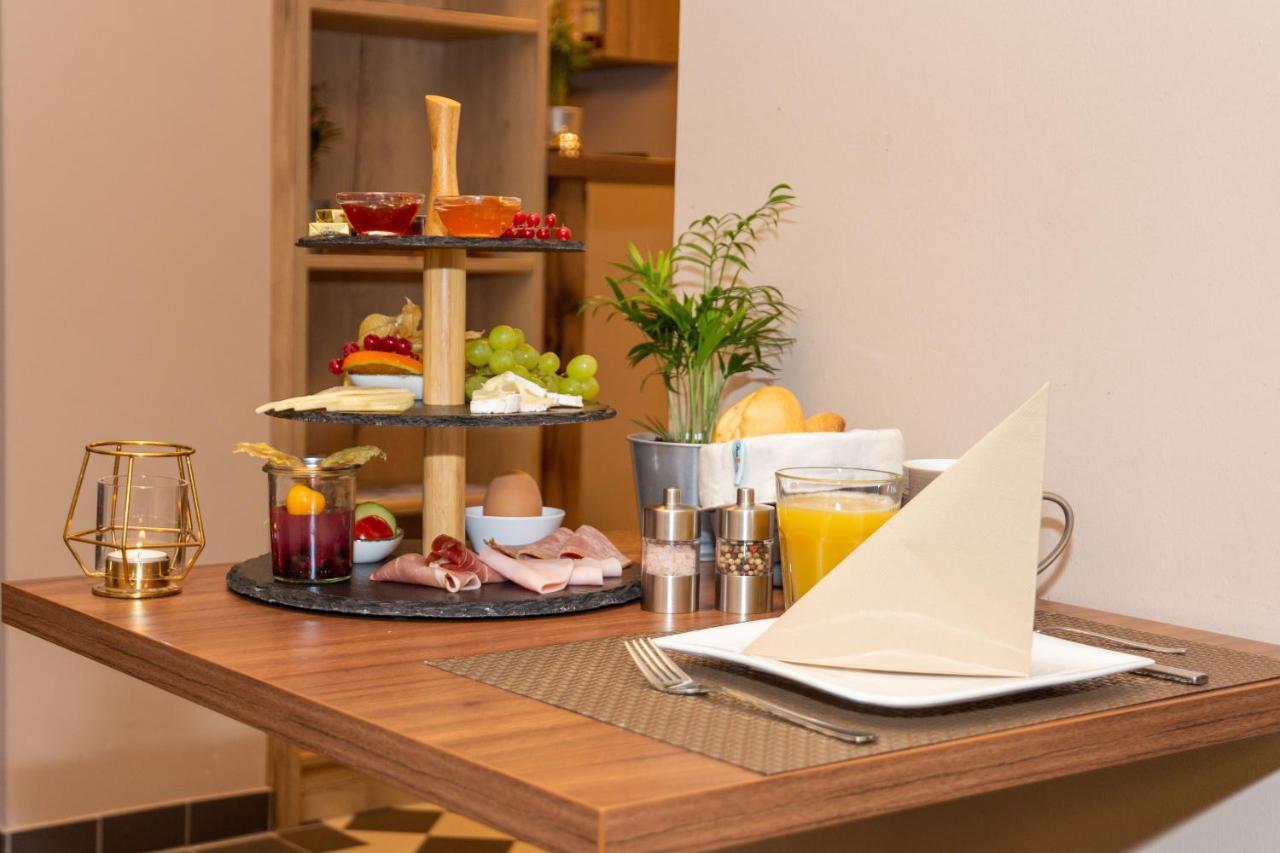 Lok - Die Pension - Das Restaurant Tessin Bagian luar foto